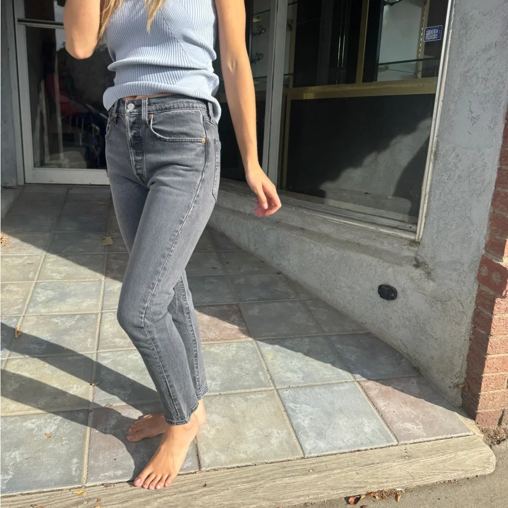 Levi's Premium 501 Washed Black Button Fly Distressed Skinny Jeans 26/28 - Picture 9 of 15